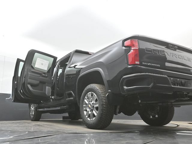 Used 2026 Chevrolet Silverado 2500 High Country w/ Technology Package AWD/4WD image 59