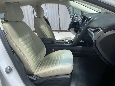 Used 2019 Ford Fusion S image 14