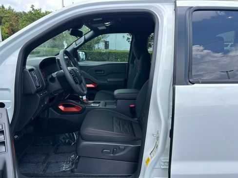 New 2026 Nissan Frontier PRO-4X w/ Tow Package AWD/4WD image 10