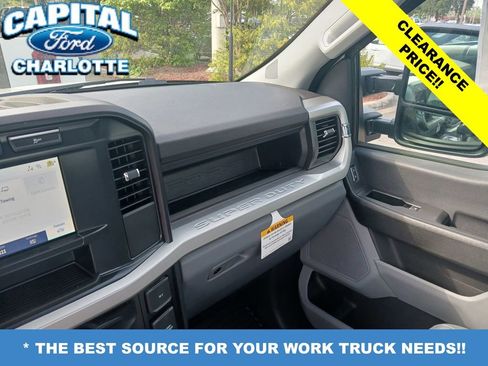 New 2024 Ford F450 XL w/ XL Chrome Package image 27