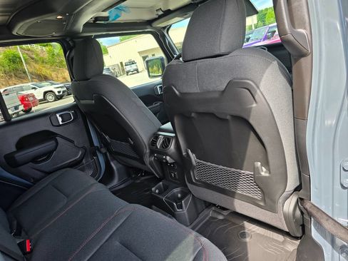 New 2026 Jeep Wrangler Unlimited Rubicon AWD/4WD image 23