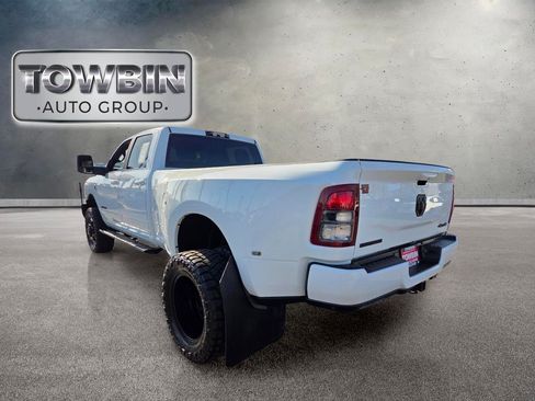 Used 2024 RAM 3500 Big Horn w/ Night Edition AWD/4WD image 6
