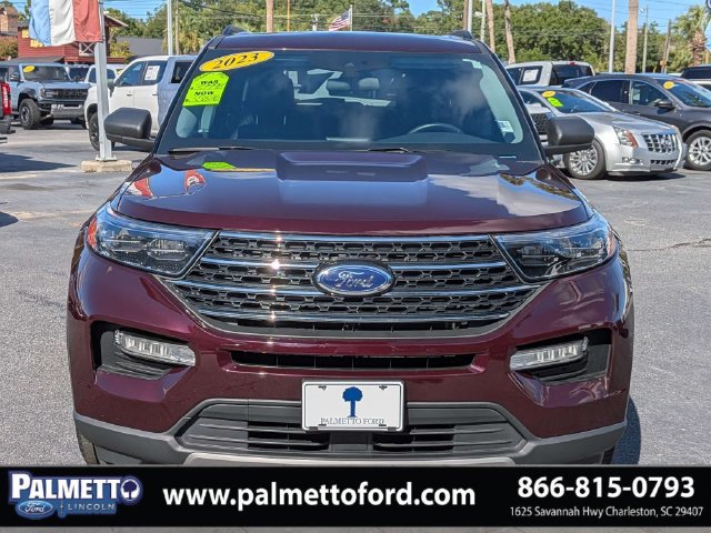 Used 2023 Ford Explorer XLT w/ Equipment Group 202A RWD image 9