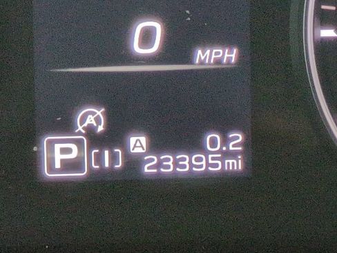Used 2024 Subaru Crosstrek 2.0i Premium AWD/4WD image 8