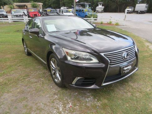 Used 2016 Lexus LS 460 AWD w/ Comfort Package image 4