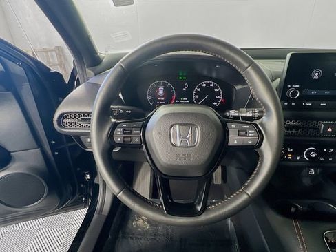 Used 2024 Honda HR-V Sport image 16