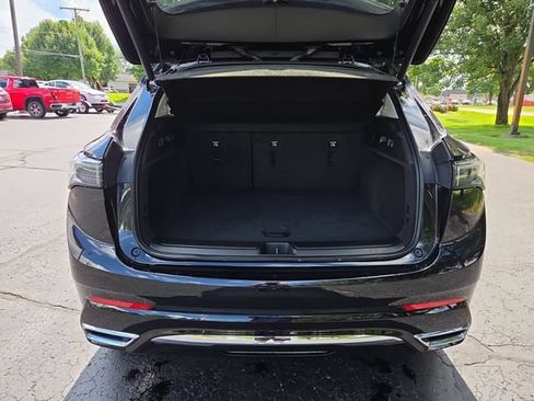 Used 2024 Buick Envision Avenir AWD/4WD image 5