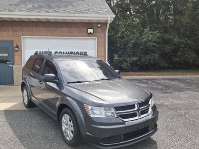 Used 2019 Dodge Journey SE