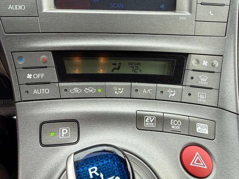 Used 2013 Toyota Prius Two FWD image 26