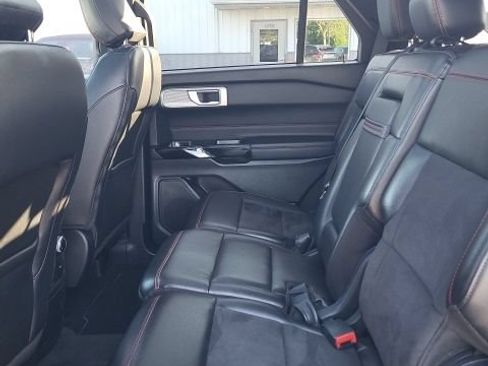 Used 2023 Ford Explorer ST-Line w/ Class IV Trailer Tow Package AWD/4WD image 18