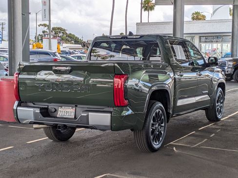 Used 2023 Toyota Tundra Limited image 4