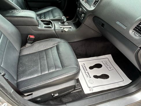 Used 2013 Dodge Charger SXT Plus RWD image 12
