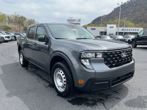 New 2026 Ford Maverick XL AWD/4WD image 3