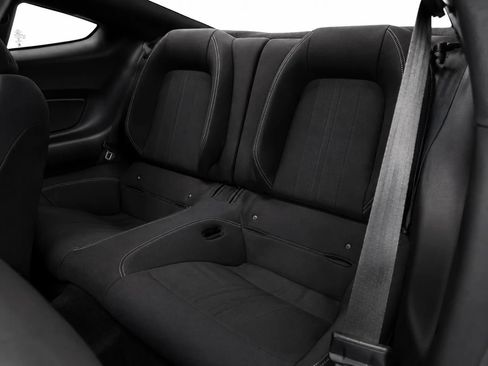 Used 2021 Ford Mustang GT RWD image 12