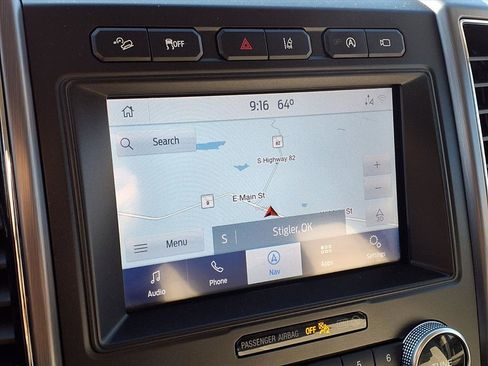 Used 2021 Ford Expedition Max Platinum image 4