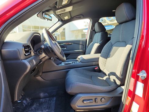 New 2025 Honda Pilot Sport image 10