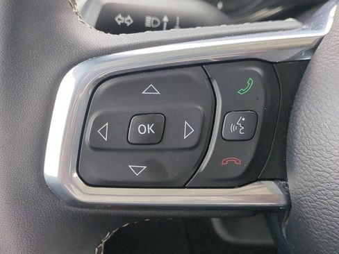 Used 2025 Jeep Wrangler Unlimited Sahara w/ Safety Group AWD/4WD image 26