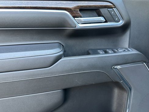 Certified 2024 GMC Sierra 1500 Elevation image 11