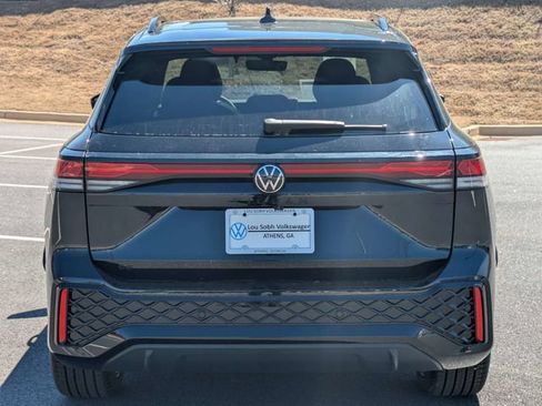 New 2026 Volkswagen Tiguan SE R-Line FWD image 5