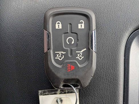 Used 2019 Chevrolet Suburban Premier AWD/4WD image 29