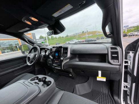 New 2025 RAM 2500 Tradesman image 14