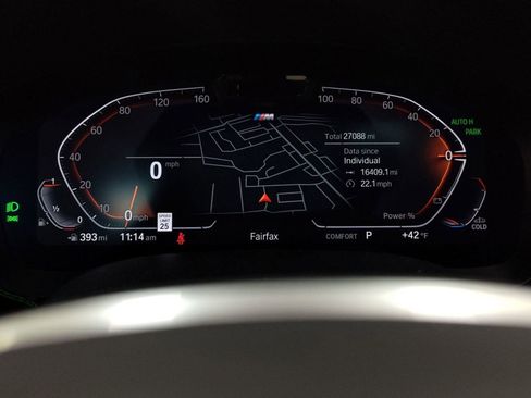 Used 2022 BMW 540i xDrive w/ M Sport Package image 16