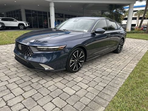 Used 2023 Honda Accord Touring image 21