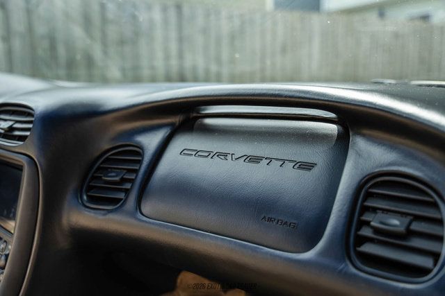Used 2001 Chevrolet Corvette Convertible w/ Preferred Equipment Group2 RWD image 55