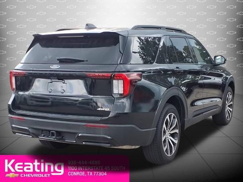 Used 2025 Ford Explorer ST-Line AWD/4WD image 6
