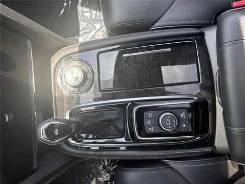 Used 2023 INFINITI QX80 Sensory w/ Cargo Package AWD/4WD image 23