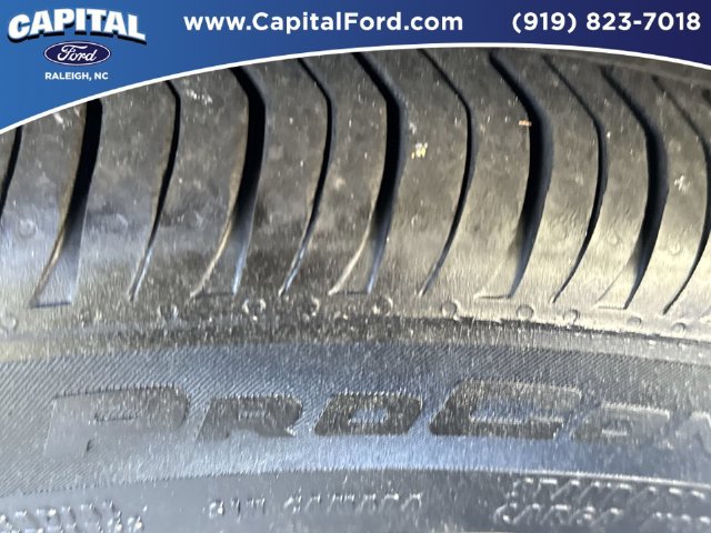 Used 2017 Ford Escape SE w/ SE Sport Appearance Package FWD image 14
