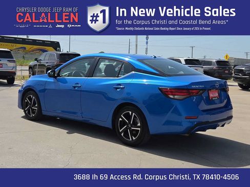 Used 2024 Nissan Sentra SV FWD image 12