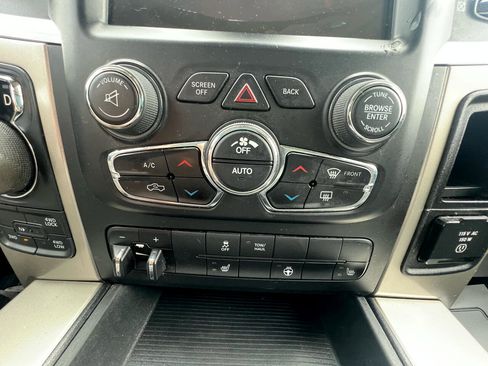 Used 2015 RAM 1500 Outdoorsman image 27