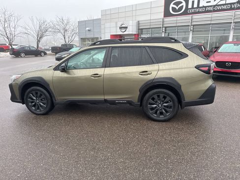 Used 2023 Subaru Outback Onyx Edition w/ Popular Package #2 image 8