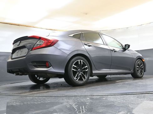 Used 2019 Honda Civic Sport image 40