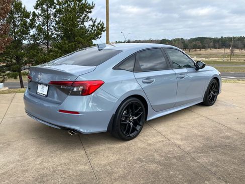 Used 2022 Honda Civic Sport image 6