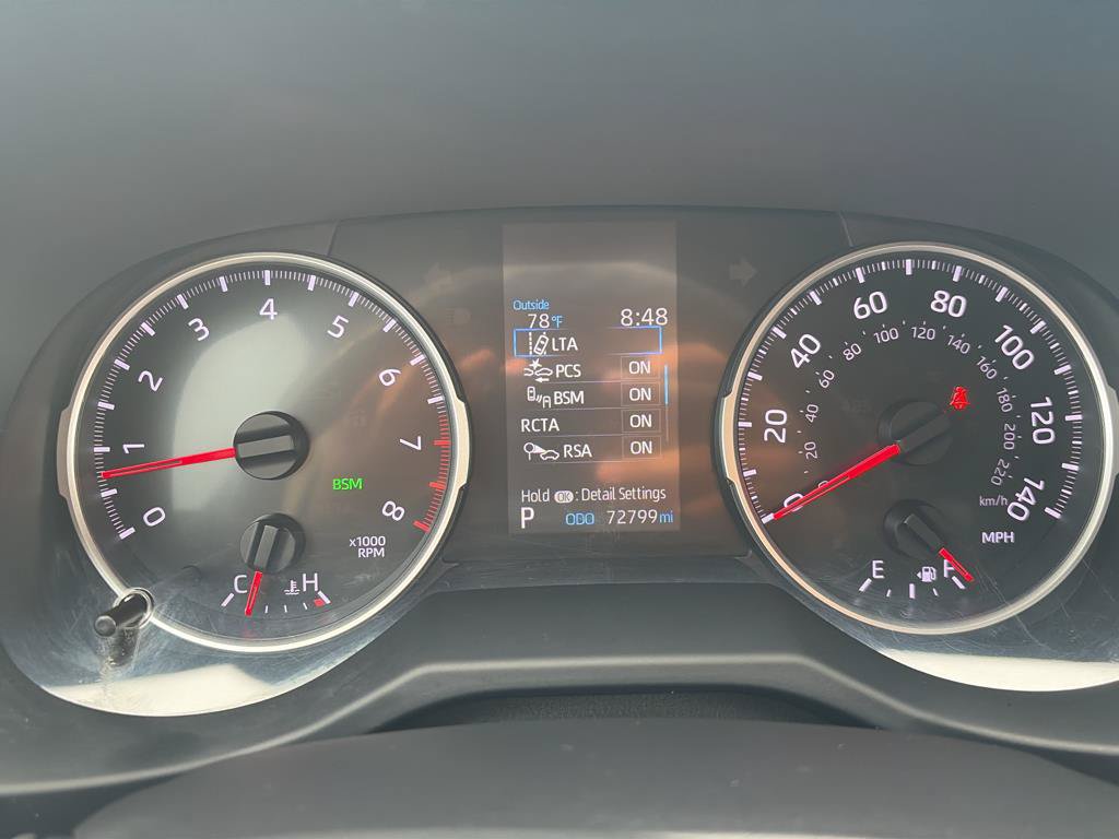 Used 2021 Toyota RAV4 XLE AWD/4WD image 9