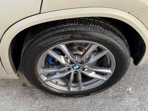 Used 2021 BMW X3 M40i image 6