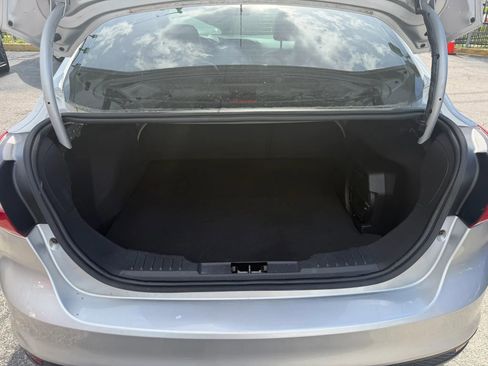 Used 2014 Ford Focus SE w/ Equipment Group 201A FWD image 15