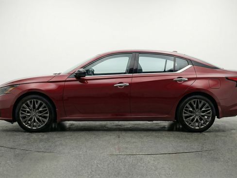 Used 2025 Nissan Altima 2.5 SV image 5