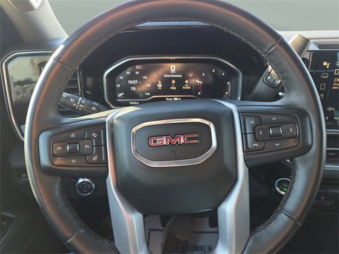 Used 2024 GMC Sierra 3500 SLE image 31