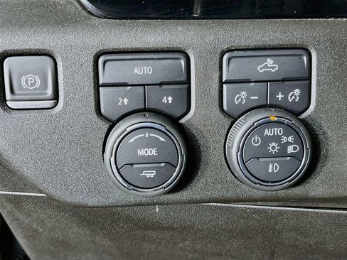 Used 2023 Chevrolet Silverado 1500 RST w/ Protection Package AWD/4WD image 13