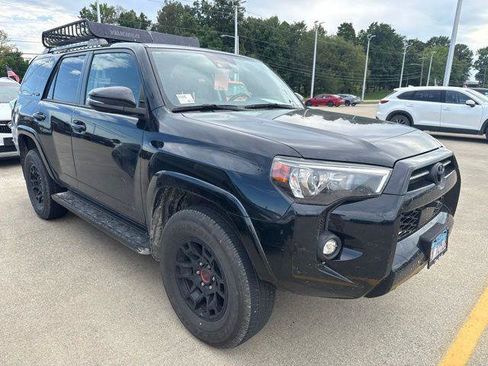 Certified 2023 Toyota 4Runner SR5 Premium w/ Moonroof Package AWD/4WD image 7