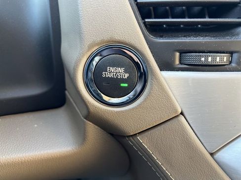 Used 2020 GMC Yukon SLT w/ Open Road Package AWD/4WD image 17