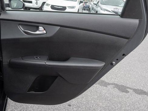 Used 2021 Kia Forte LXS FWD image 33