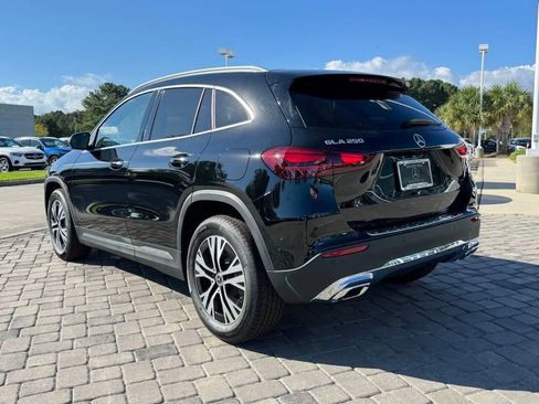 Used 2025 Mercedes-Benz GLA 250 image 11