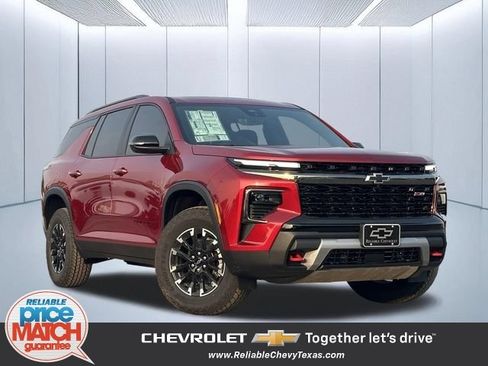 New 2026 Chevrolet Traverse Z71 w/ Driver Confidence Package AWD/4WD image 1