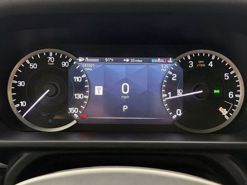 Used 2023 Land Rover Defender 110 S AWD/4WD image 18