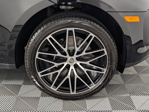 New 2026 Porsche Macan S AWD/4WD image 14