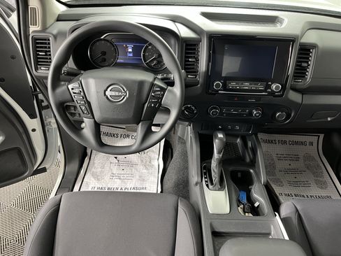 Used 2022 Nissan Frontier S w/ Technology Package AWD/4WD image 11
